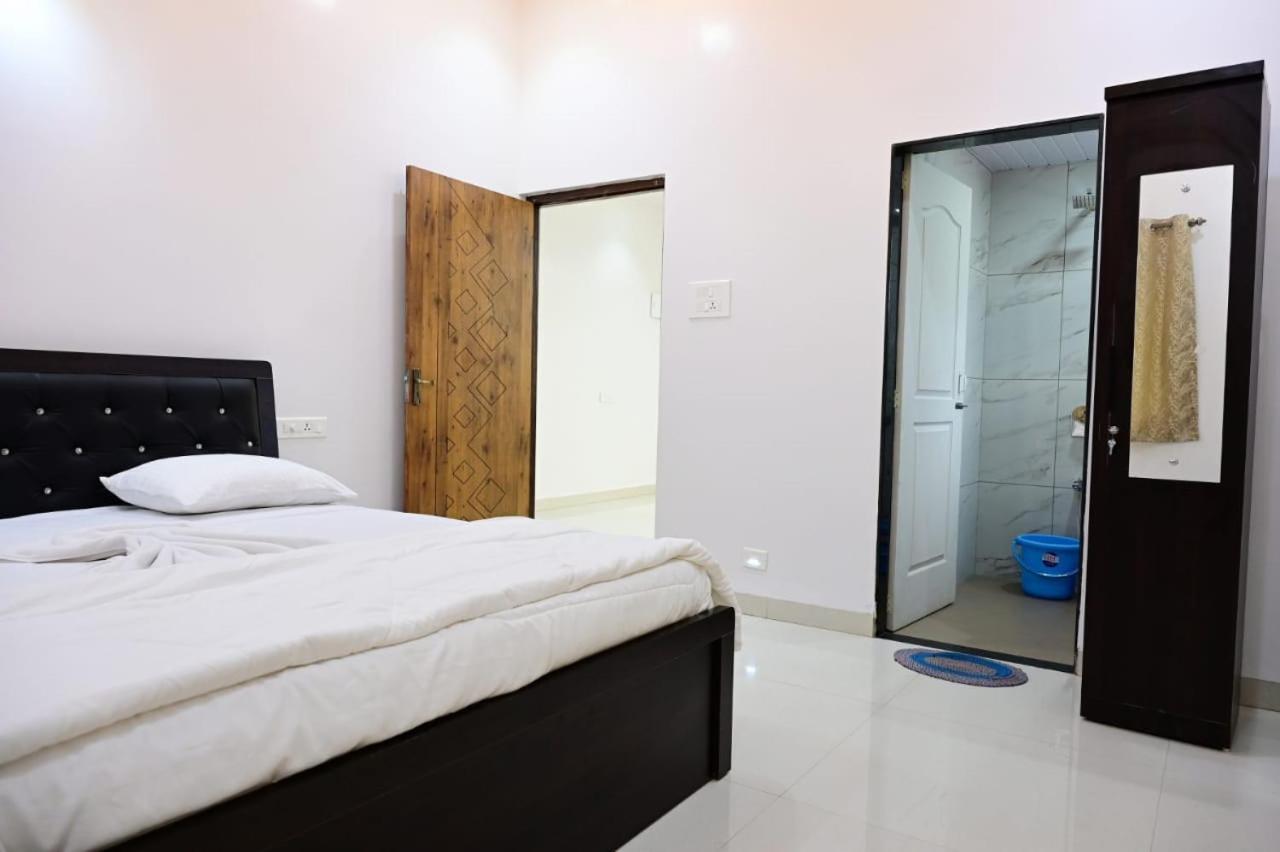 White House Villa-Private Pool Navelim Экстерьер фото