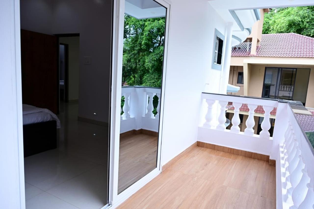 White House Villa-Private Pool Navelim Экстерьер фото